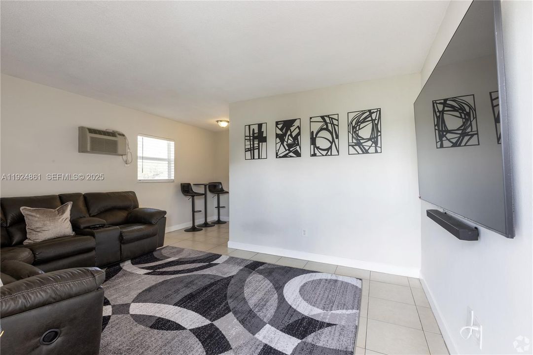 For Rent: $1,450 (1 beds, 1 baths, 0 Square Feet)