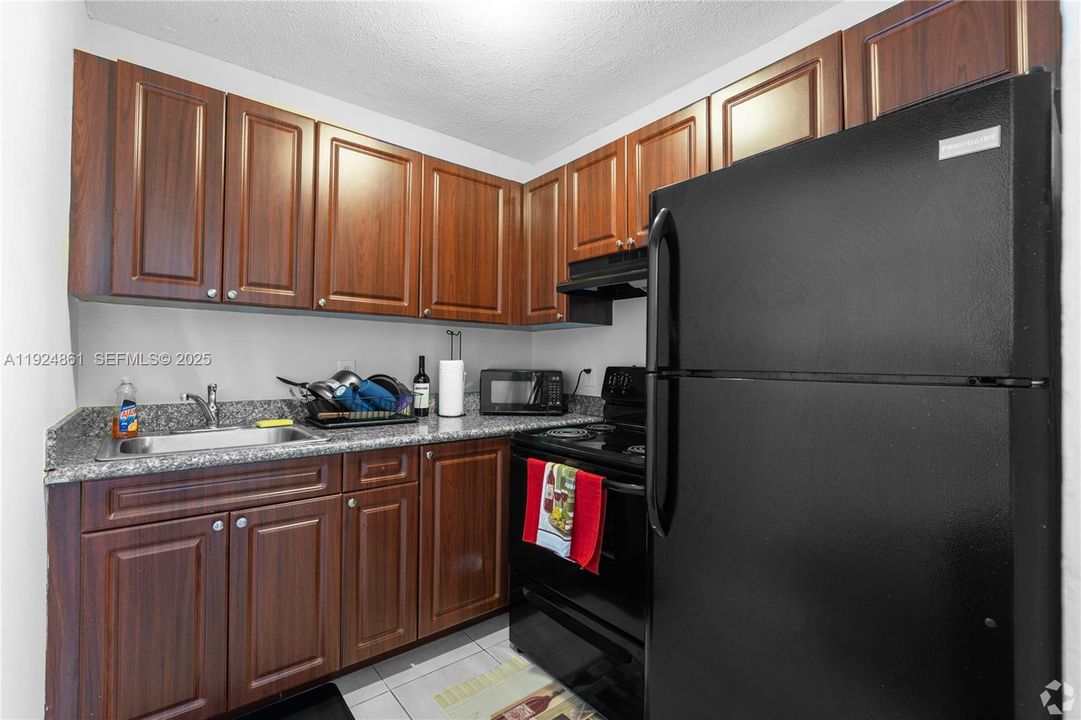 For Rent: $1,450 (1 beds, 1 baths, 0 Square Feet)