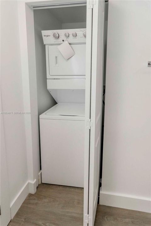 В аренду: $1,950 (1 спален, 1 ванн, 525 Квадратных фут)