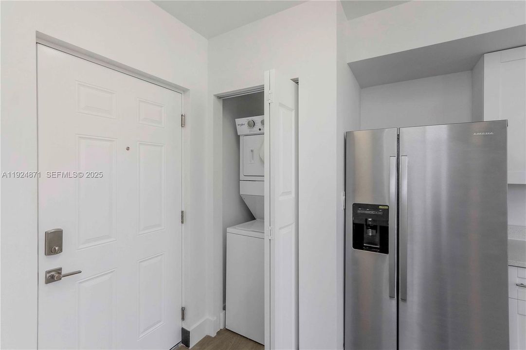 В аренду: $1,950 (1 спален, 1 ванн, 525 Квадратных фут)