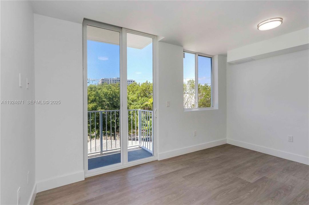 В аренду: $1,950 (1 спален, 1 ванн, 525 Квадратных фут)