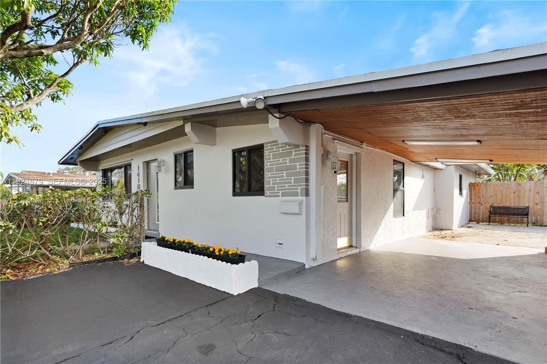 待售: $475,000 (4 贝兹, 2 浴室, 1715 平方英尺)