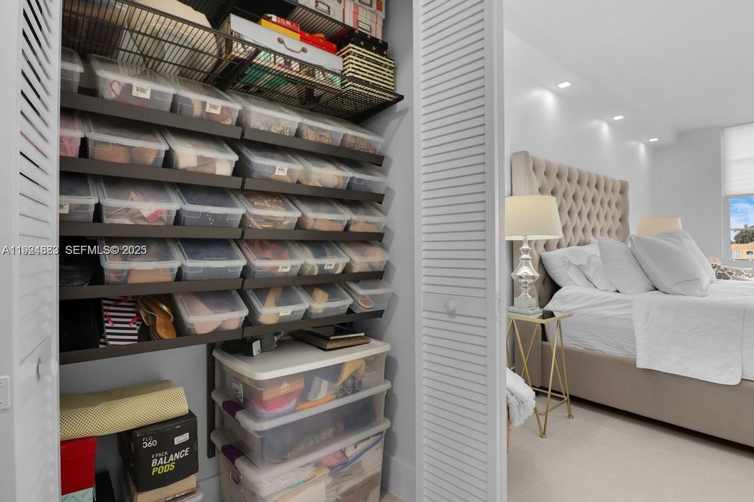 En Venta: $430,000 (1 camas, 1 baños, 900 Pies cuadrados)