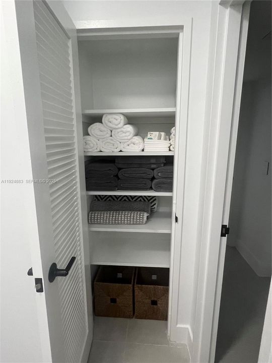 En Venta: $430,000 (1 camas, 1 baños, 900 Pies cuadrados)