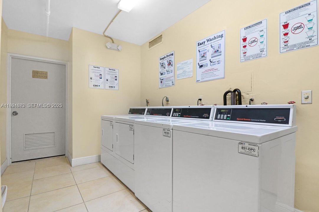 En Venta: $430,000 (1 camas, 1 baños, 900 Pies cuadrados)