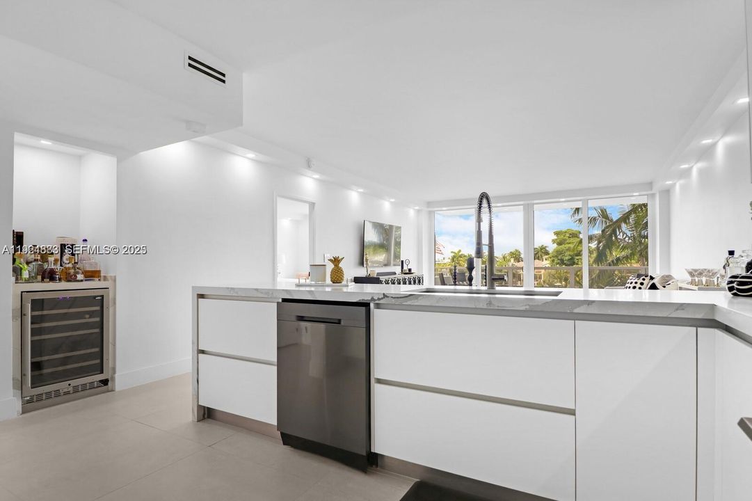 En Venta: $430,000 (1 camas, 1 baños, 900 Pies cuadrados)