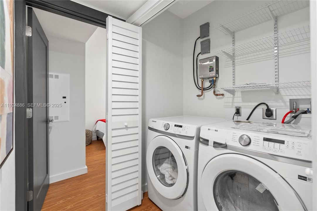 В аренду: $3,700 (3 спален, 2 ванн, 1590 Квадратных фут)