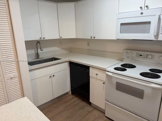 For Rent: $2,500 (3 beds, 2 baths, 1030 Square Feet)