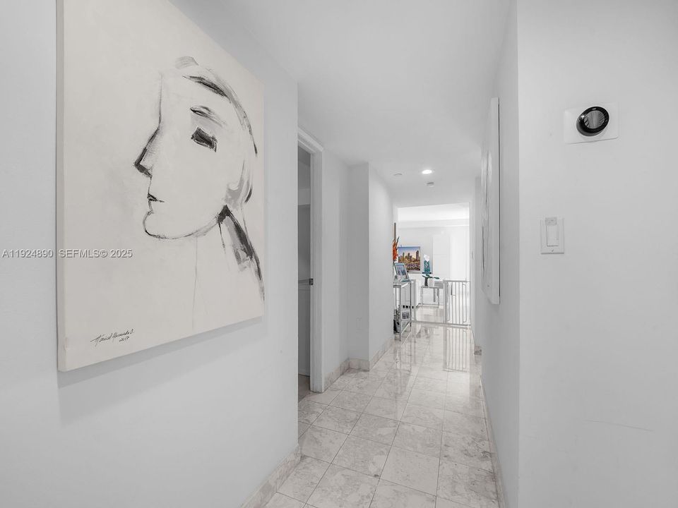 For Rent: $5,100 (2 beds, 2 baths, 1400 Square Feet)