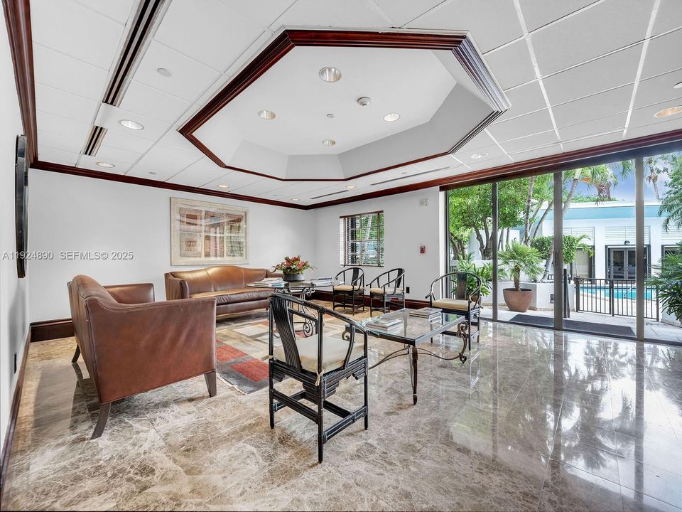 For Rent: $5,100 (2 beds, 2 baths, 1400 Square Feet)