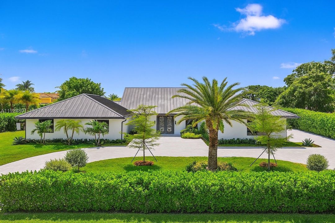 待售: $3,999,999 (5 贝兹, 4 浴室, 3592 平方英尺)