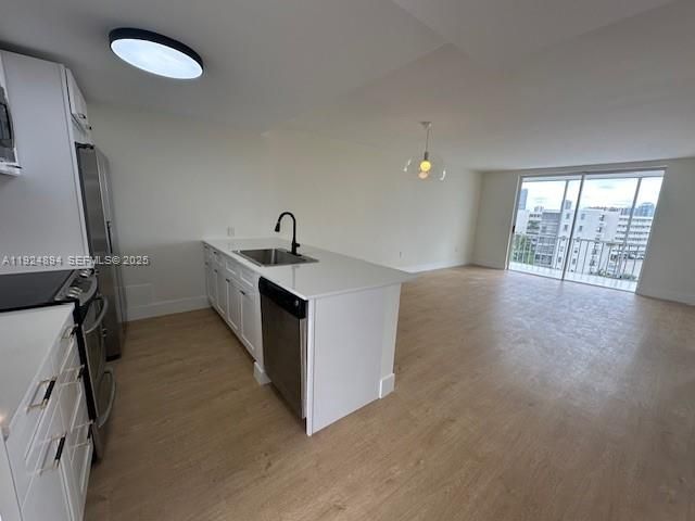 For Rent: $1,800 (1 beds, 1 baths, 763 Square Feet)