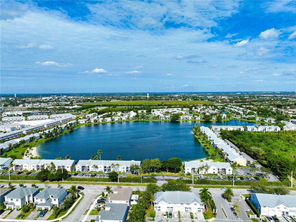 For Sale: $322,000 (3 beds, 2 baths, 1488 Square Feet)