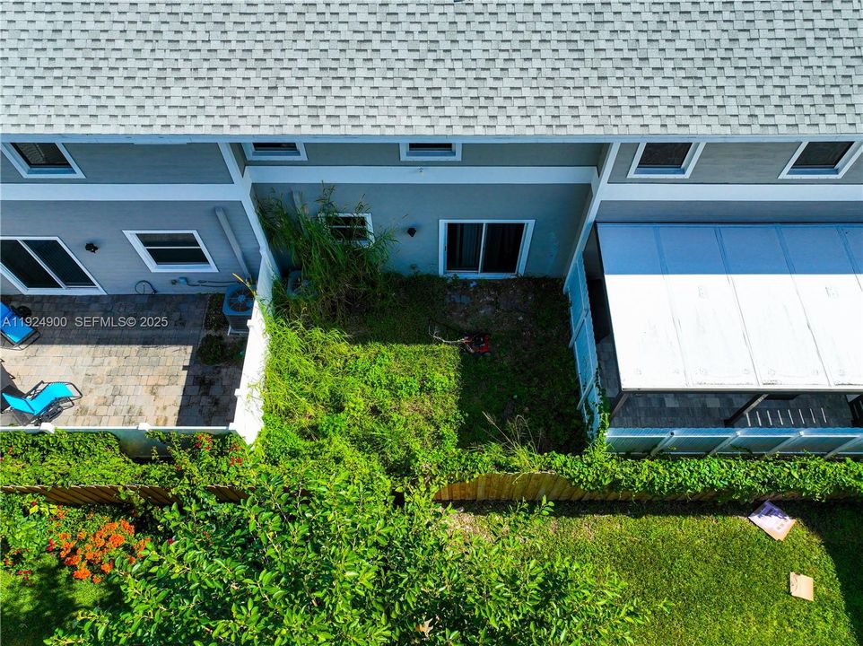 For Sale: $322,000 (3 beds, 2 baths, 1488 Square Feet)