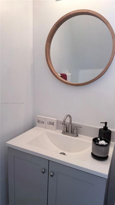 待售: $465,000 (3 贝兹, 2 浴室, 1420 平方英尺)