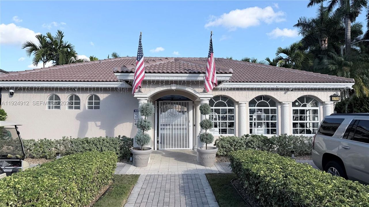 待售: $465,000 (3 贝兹, 2 浴室, 1420 平方英尺)