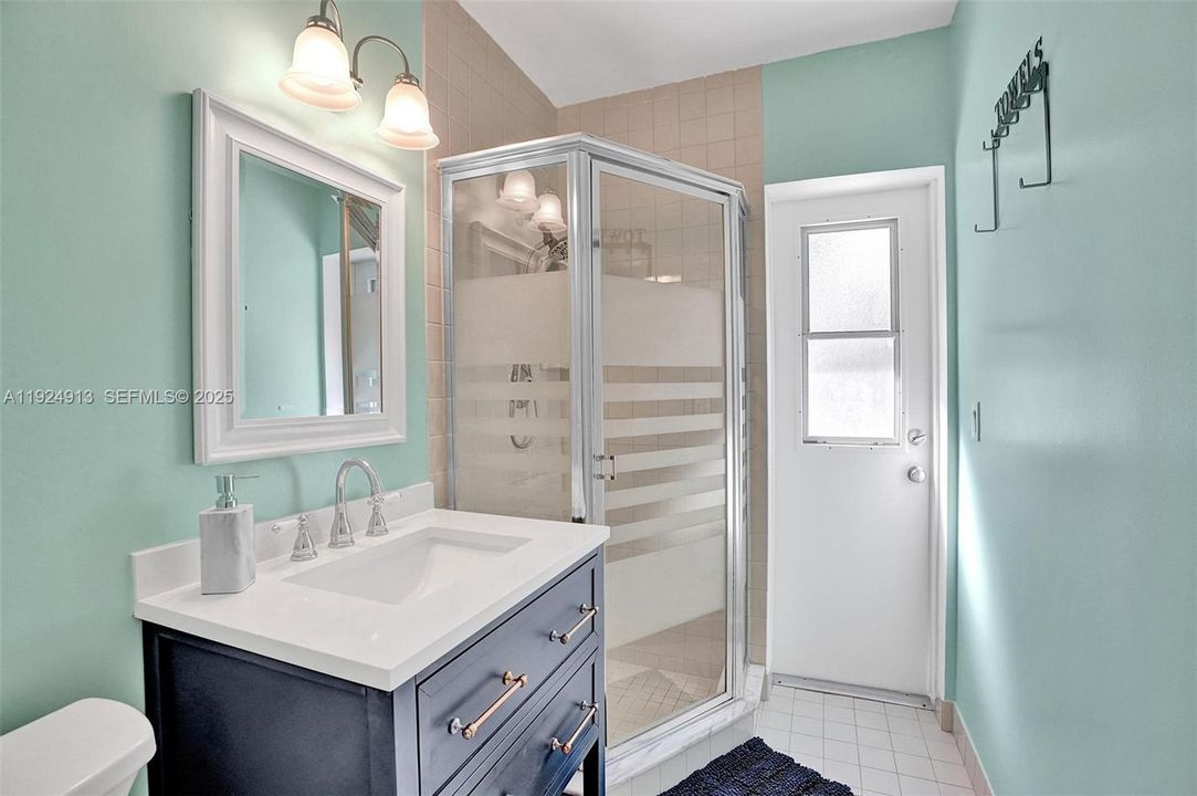 For Rent: $5,000 (4 beds, 3 baths, 1800 Square Feet)