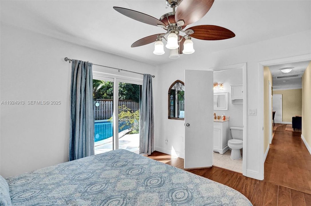 For Rent: $5,000 (4 beds, 3 baths, 1800 Square Feet)