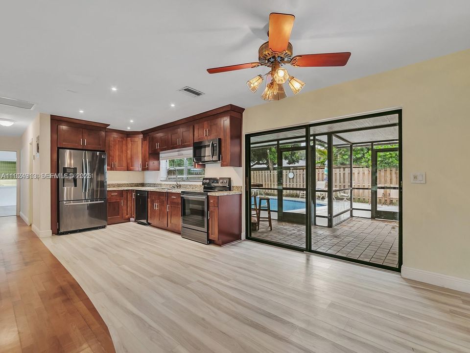 For Rent: $5,000 (4 beds, 3 baths, 1800 Square Feet)