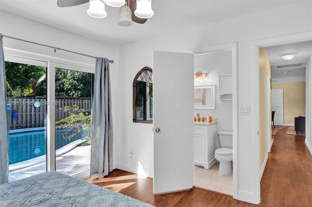 For Rent: $5,000 (4 beds, 3 baths, 1800 Square Feet)