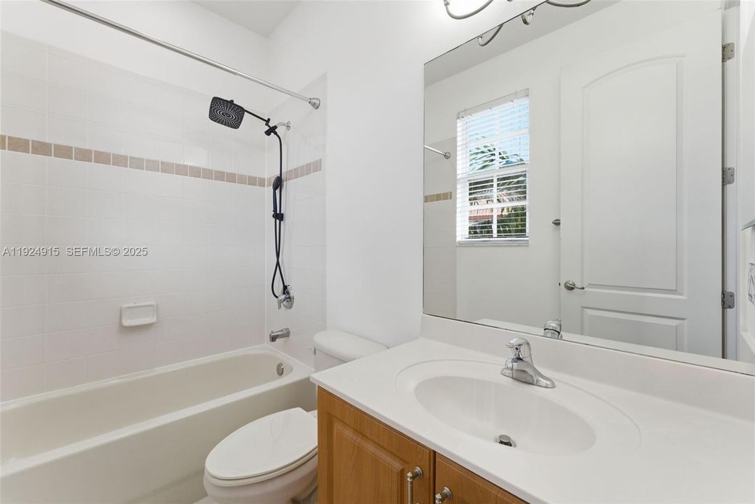 For Sale: $481,500 (2 beds, 2 baths, 1744 Square Feet)
