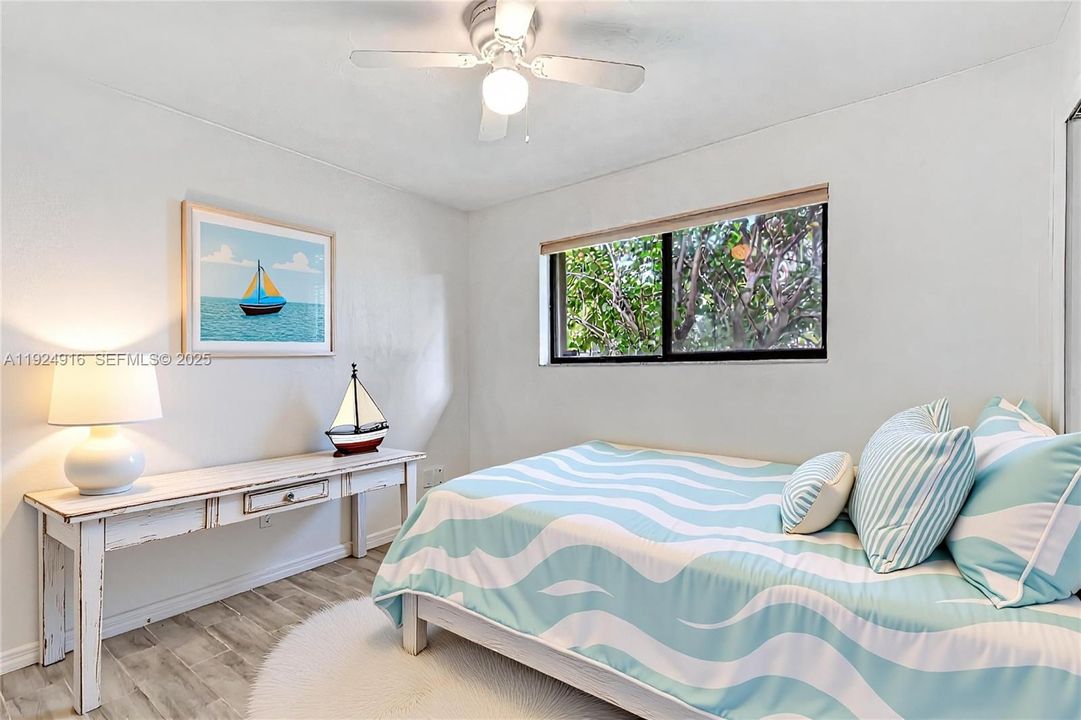 For Rent: $2,400 (3 beds, 2 baths, 1418 Square Feet)