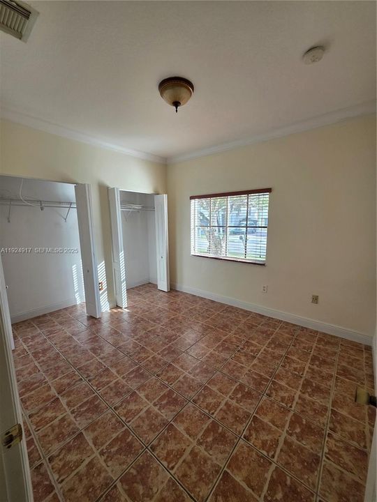 В аренду: $2,850 (4 спален, 2 ванн, 1793 Квадратных фут)