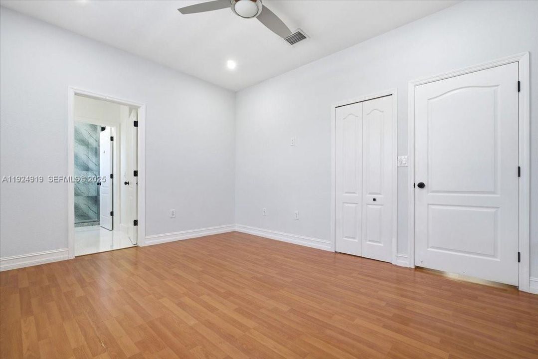 For Sale: $1,250,000 (4 beds, 3 baths, 2609 Square Feet)