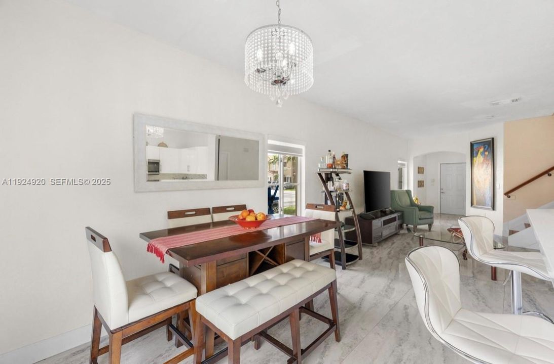 На продажу: $559,000 (3 спален, 3 ванн, 1507 Квадратных фут)