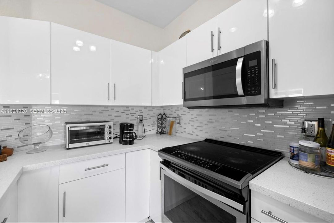 На продажу: $559,000 (3 спален, 3 ванн, 1507 Квадратных фут)