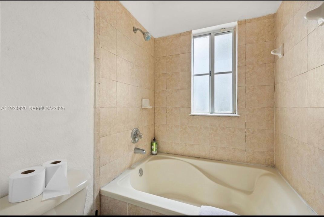 На продажу: $559,000 (3 спален, 3 ванн, 1507 Квадратных фут)