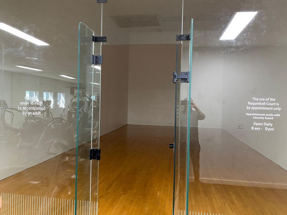 For Rent: $2,550 (2 beds, 2 baths, 1128 Square Feet)