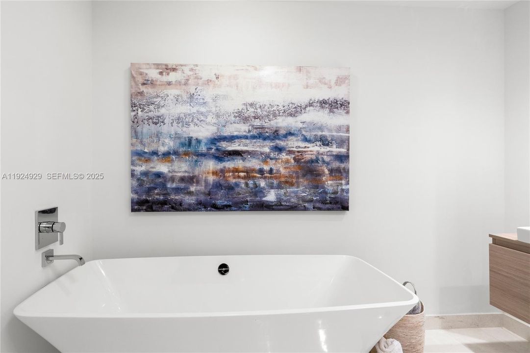 En Venta: $1,450,000 (2 camas, 2 baños, 1958 Pies cuadrados)