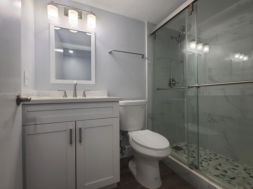 For Rent: $3,000 (3 beds, 2 baths, 1417 Square Feet)