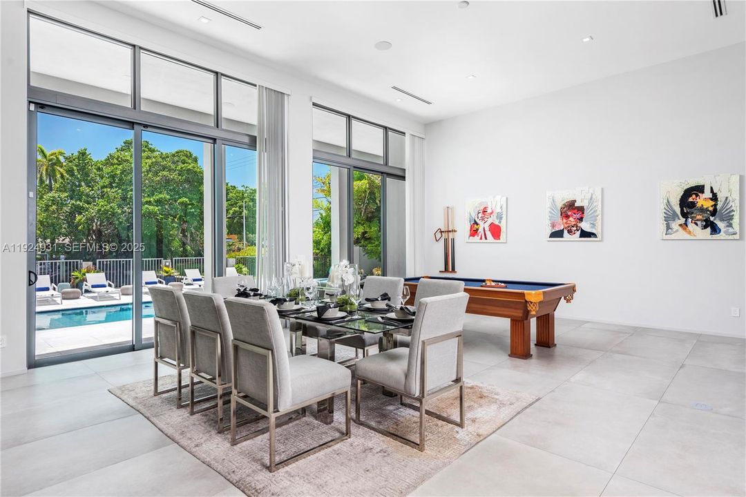 For Sale: $4,700,000 (5 beds, 5 baths, 4380 Square Feet)