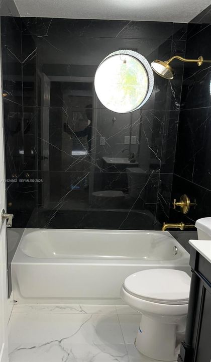 В аренду: $3,200 (4 спален, 3 ванн, 1610 Квадратных фут)