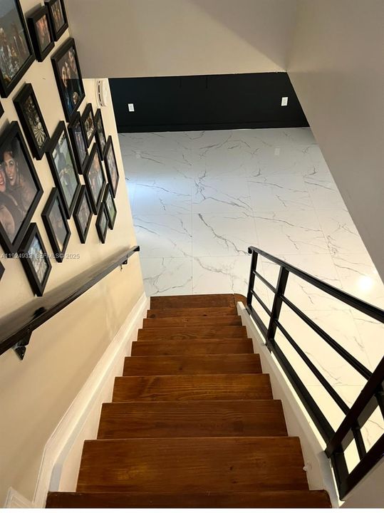 В аренду: $3,200 (4 спален, 3 ванн, 1610 Квадратных фут)