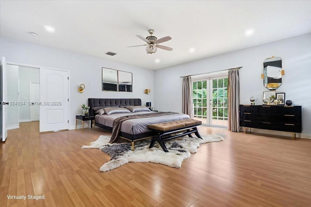 For Rent: $6,500 (4 beds, 3 baths, 2609 Square Feet)