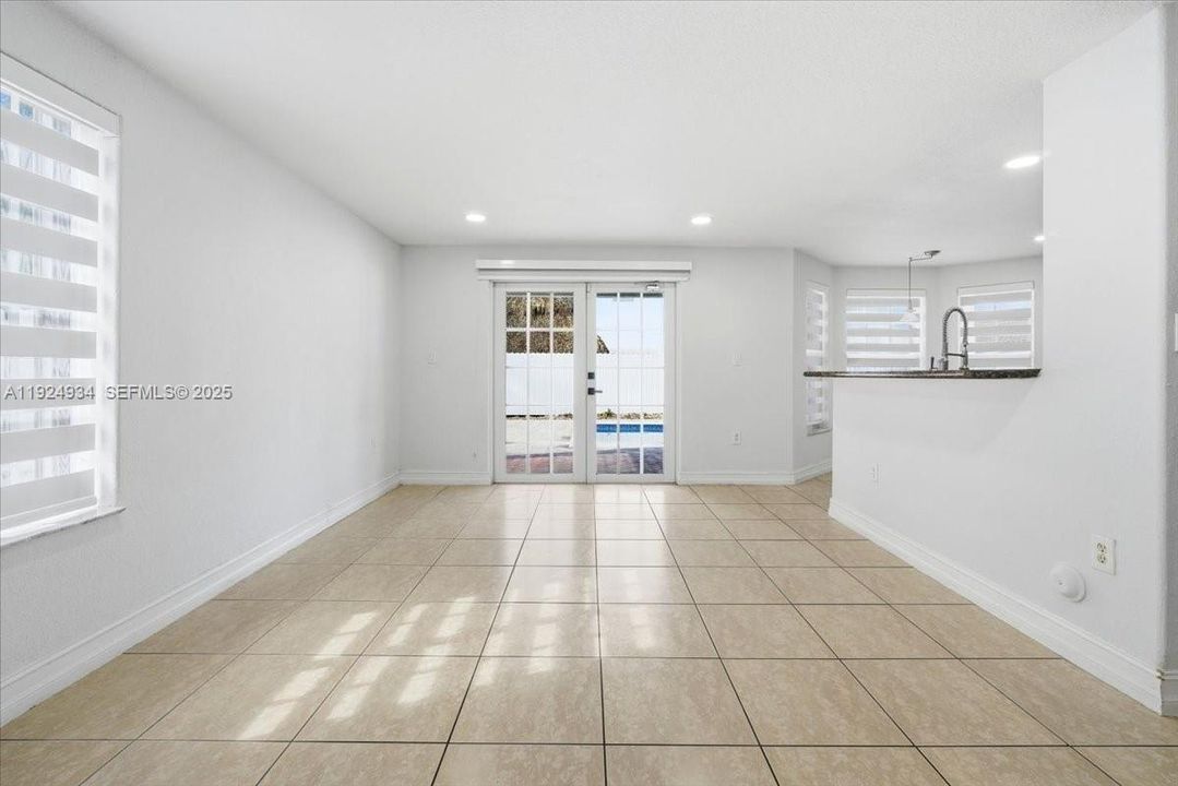 For Rent: $6,500 (4 beds, 3 baths, 2609 Square Feet)