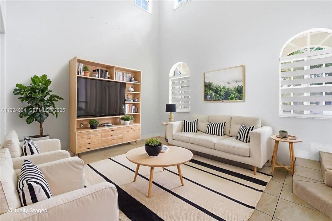 For Rent: $6,500 (4 beds, 3 baths, 2609 Square Feet)