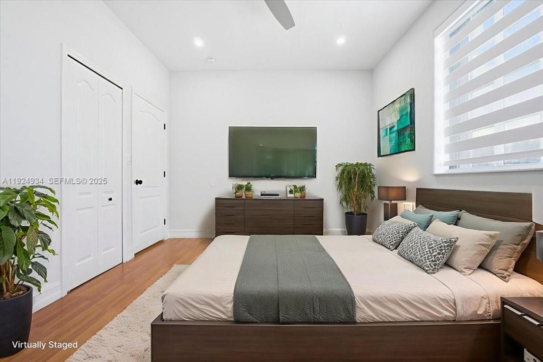 For Rent: $6,500 (4 beds, 3 baths, 2609 Square Feet)