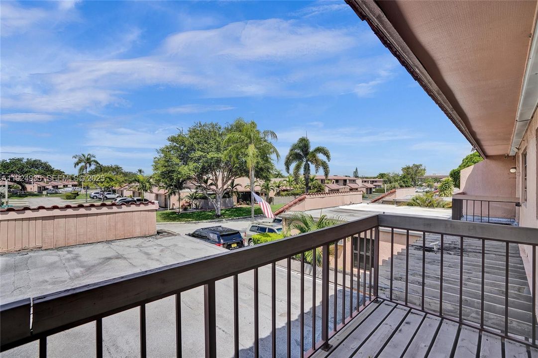 En Venta: $465,000 (3 camas, 2 baños, 2120 Pies cuadrados)