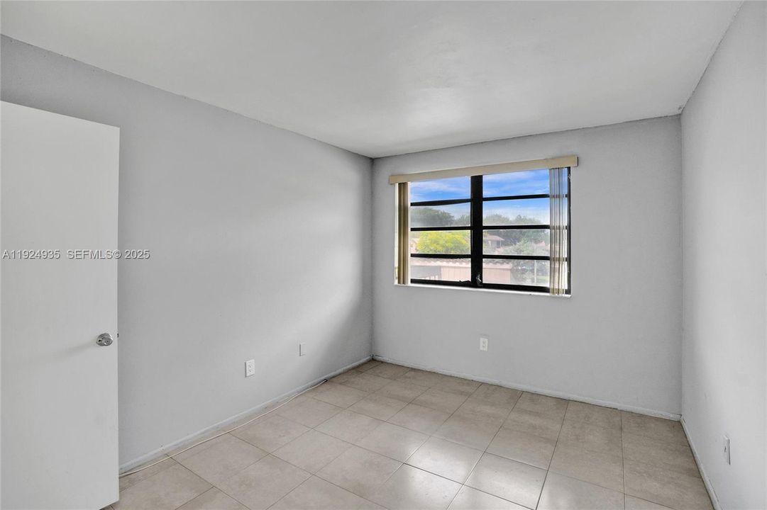 En Venta: $465,000 (3 camas, 2 baños, 2120 Pies cuadrados)