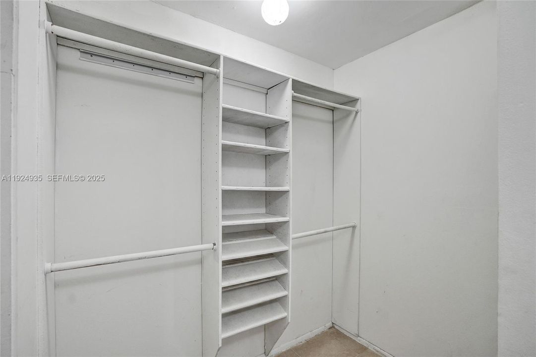 En Venta: $465,000 (3 camas, 2 baños, 2120 Pies cuadrados)