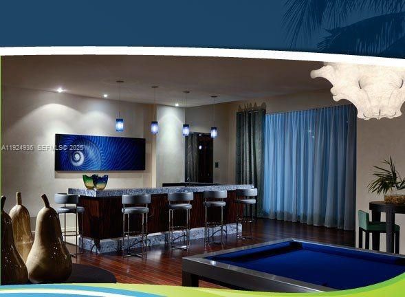 For Rent: $3,000 (1 beds, 1 baths, 789 Square Feet)