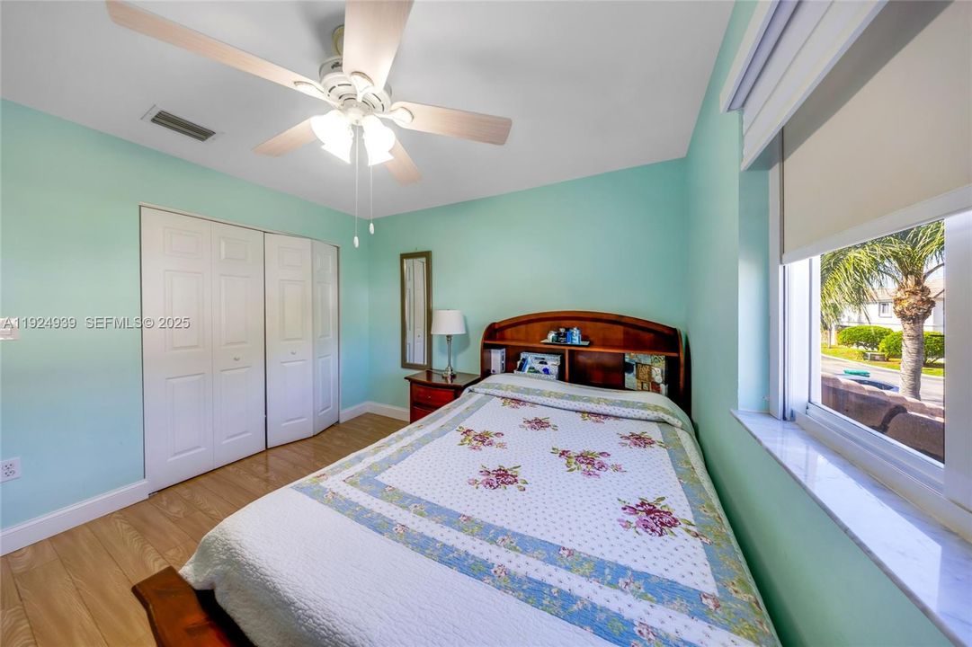 For Sale: $585,000 (3 beds, 2 baths, 1667 Square Feet)