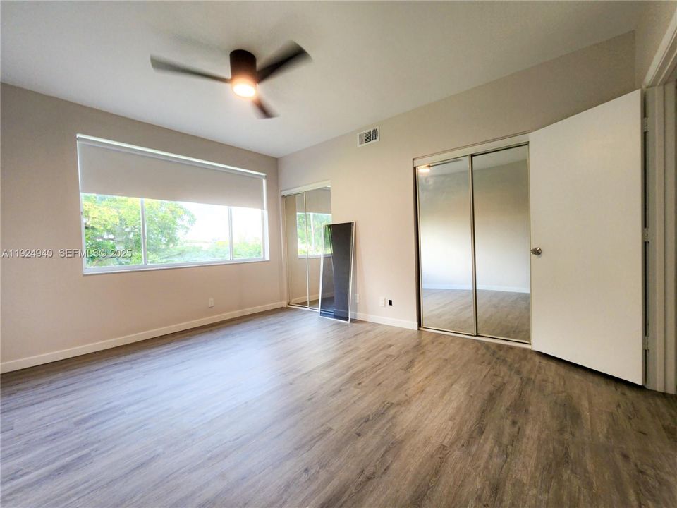 For Rent: $2,550 (2 beds, 1 baths, 1110 Square Feet)