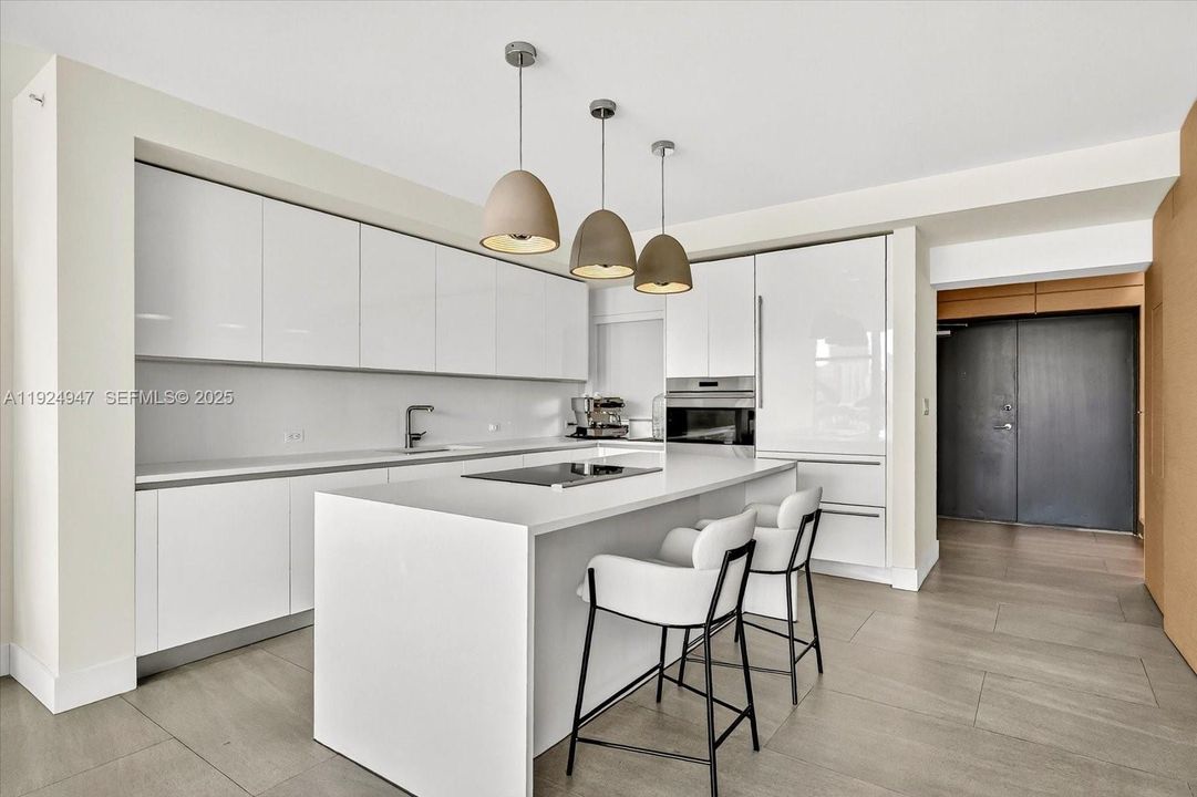 待售: $4,150 (3 贝兹, 3 浴室, 1745 平方英尺)