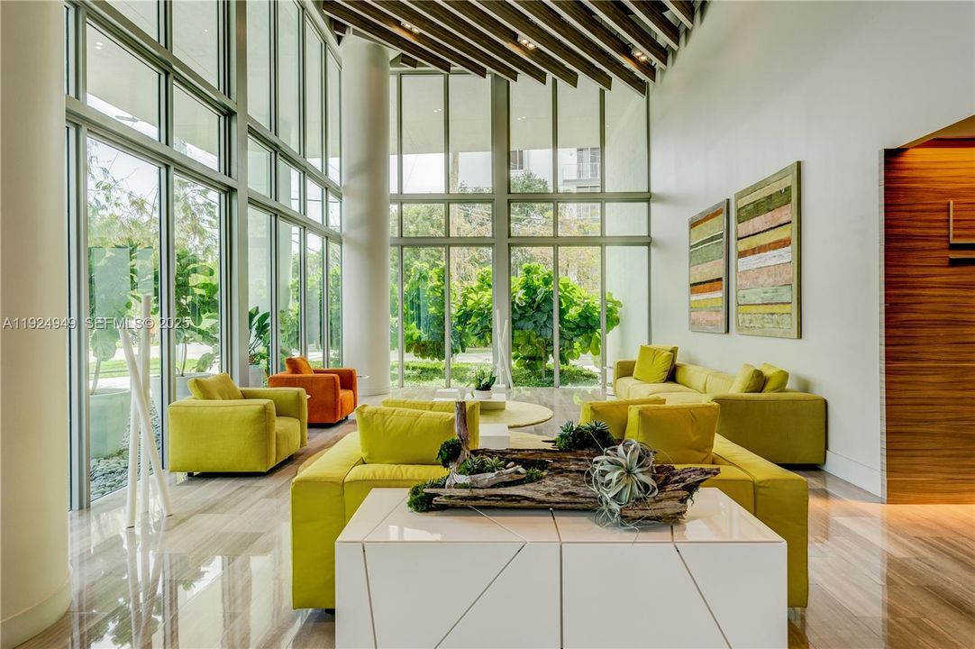 待售: $450,000 (1 贝兹, 1 浴室, 659 平方英尺)