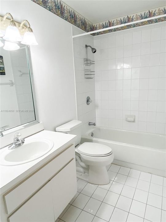 En Renta: $2,750 (2 camas, 2 baños, 990 Pies cuadrados)